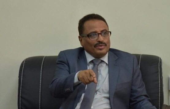 وزير يمني مقال: السعودية تغض الطرف عما تفعله الإمارات في اليمن