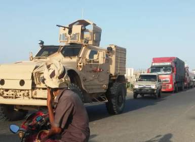 أبين.. تعزيزات عسكرية سعودية تصل شقرة في طريقها إلى عدن