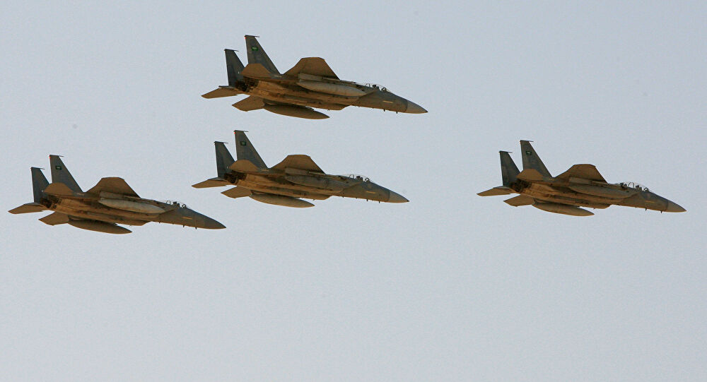 طائرات ألقت "كمامات" على مدن يمنية.. الحوثيون يتهمون "التحالف" بنشر كورونا!